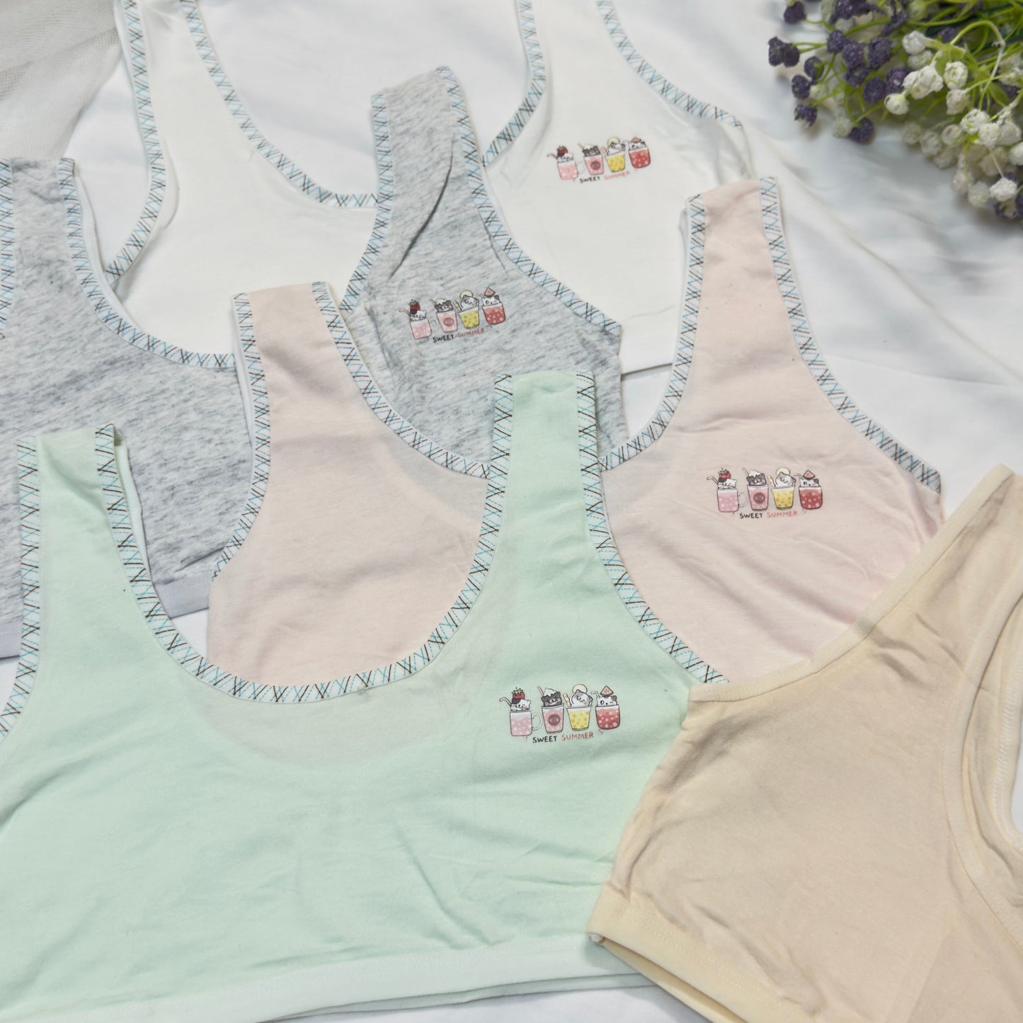 Cute Glass logo Biddies