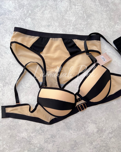 Buckle Style Bra Set