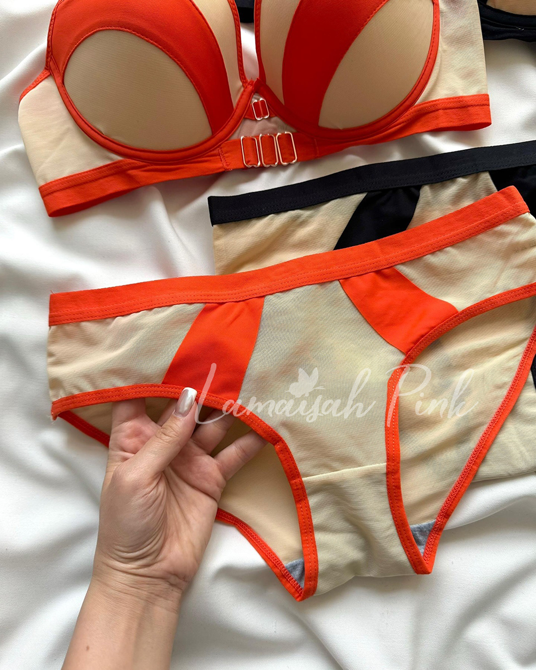 Buckle Style Bra Set