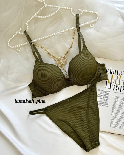 Butterfly Centre Jewel Bra Set