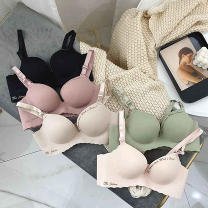 Broad Strap Seamless Wire Free Ultra Thin Bra